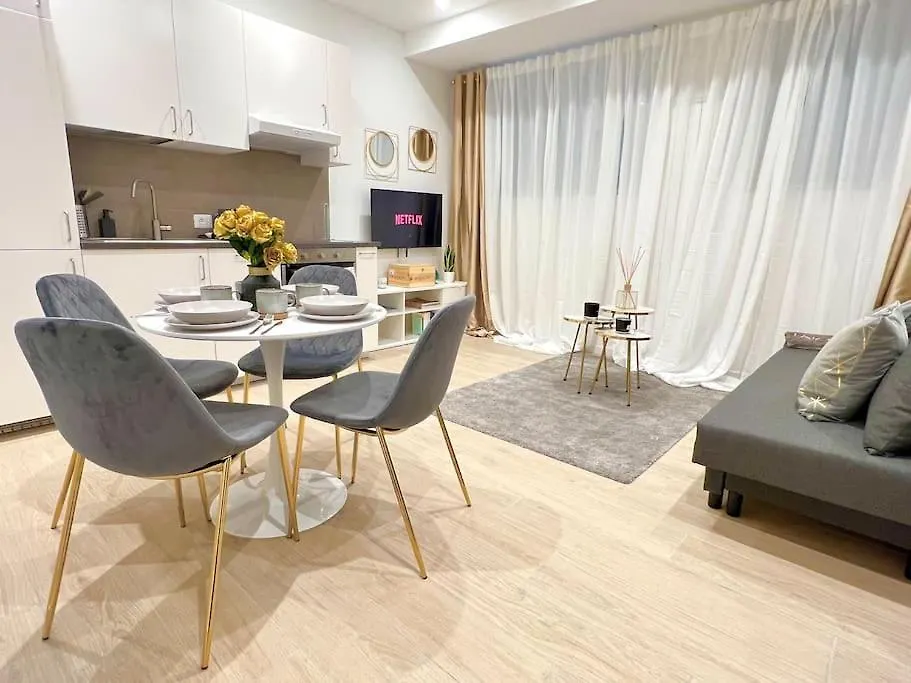 The Boutique House - Treasure Trove - Gold Suite Milan Apartment