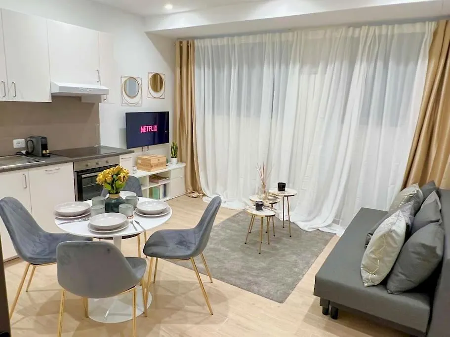 The Boutique House - Treasure Trove - Gold Suite Milan