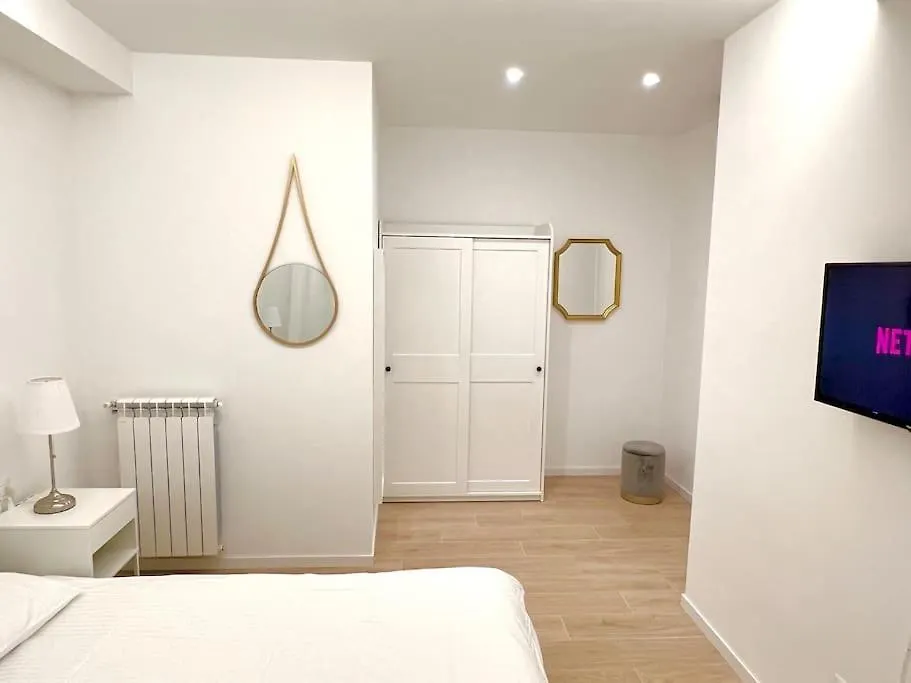 Apartment The Boutique House - Treasure Trove - Gold Suite Milan