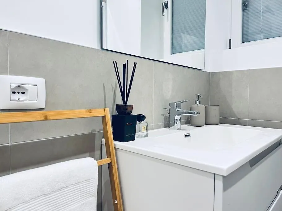 The Boutique House - Treasure Trove - Gold Suite Milan